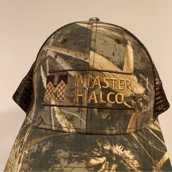 Camouflage Mesh Back Camo Trucker SnapBack Hat - Picture 4 of 11